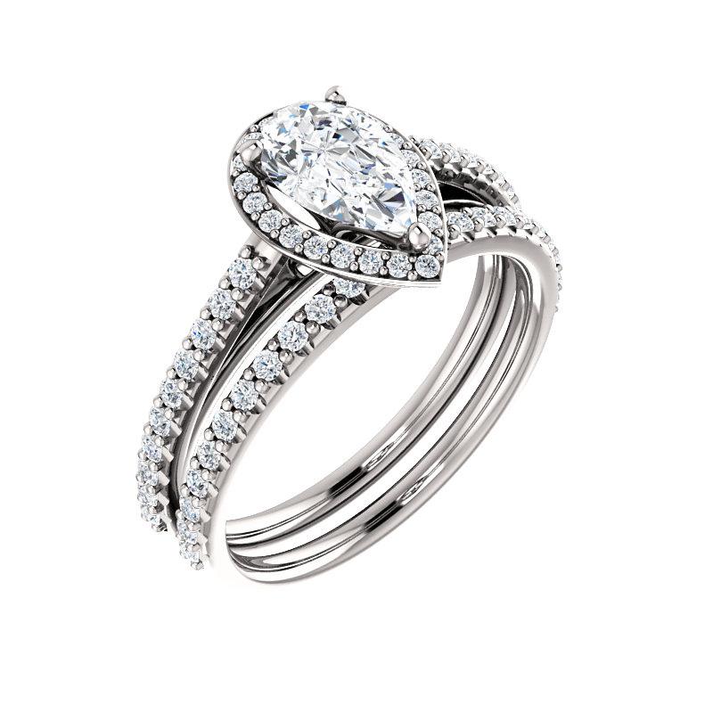 The Viva Pear Moissanite Ring